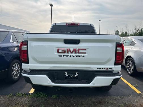 2024 GMC Canyon AT4X