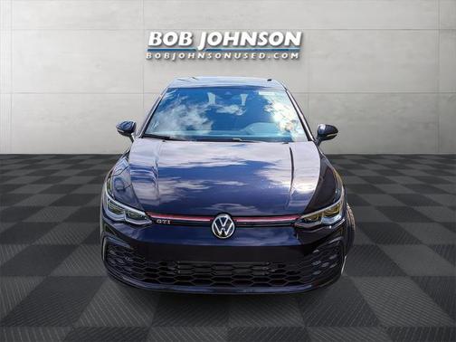 2024 Volkswagen Golf GTI 2.0T SE DSG