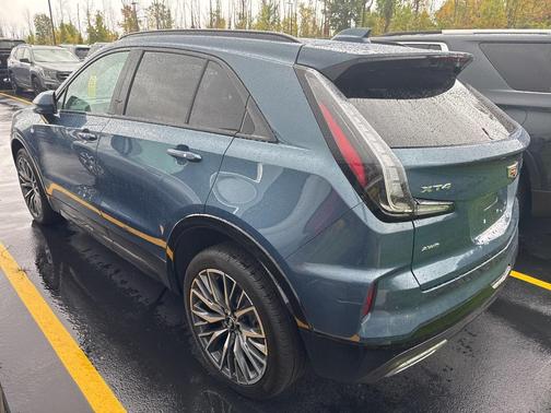 2025 Cadillac XT4 Sport