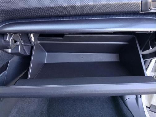 Crystal White Pearl 2024 Subaru Forester Sport