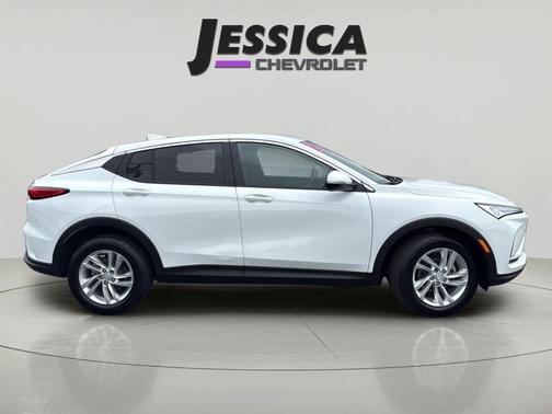 Summit White 2024 Buick Envista Preferred FWD