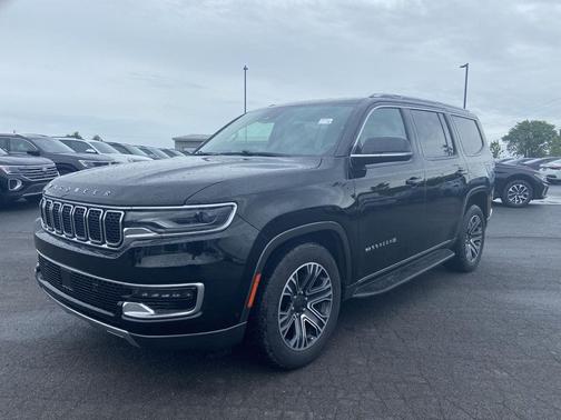 Diamond Black Crystal Pearlcoat 2022 Jeep Wagoneer Series III 4x4