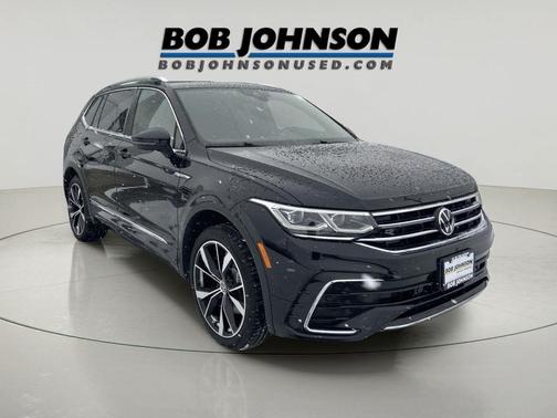2022 Volkswagen Tiguan 2.0T SEL R-Line 4MOTION
