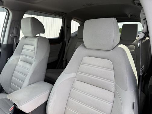 Lunar Silver Metallic 2019 Honda CR-V EX