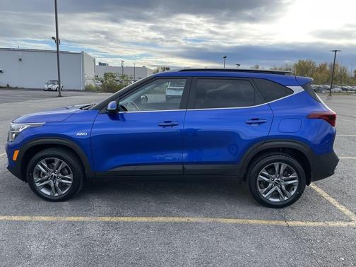 2023 Kia Seltos S