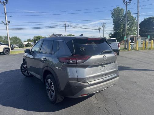 Gun Metallic 2022 Nissan Rogue SV