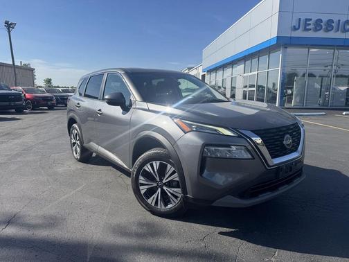 Gun Metallic 2022 Nissan Rogue SV
