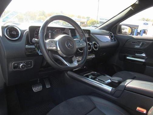 2021 Mercedes-Benz GLA 250 Base 4MATIC