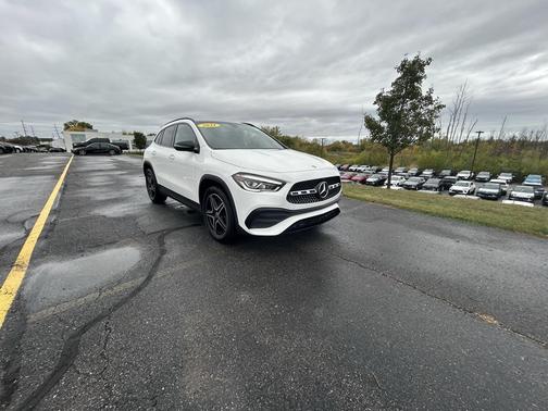 2021 Mercedes-Benz GLA 250 Base 4MATIC