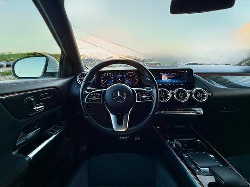 2021 Mercedes-Benz GLA 250 Base 4MATIC