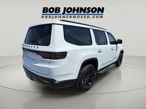 Bright White Clearcoat 2024 Jeep Wagoneer Series II Carbide 4x4