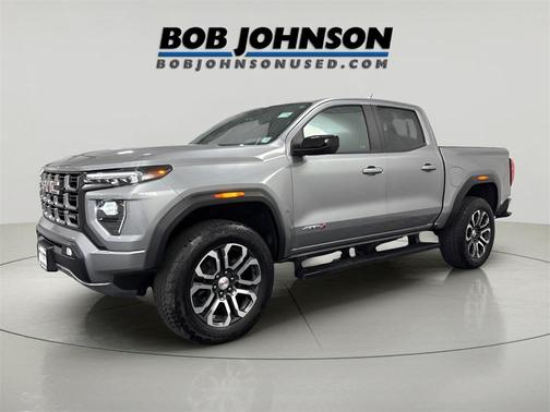 2024 GMC Canyon AT4
