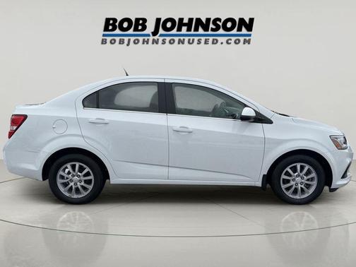 2020 Chevrolet Sonic FWD Sedan LT