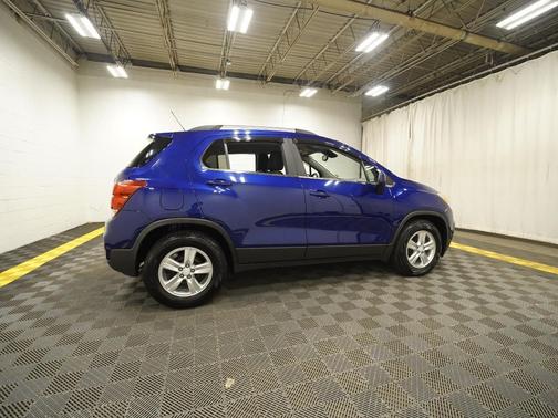 Blue Topaz Metallic 2017 Chevrolet Trax LT
