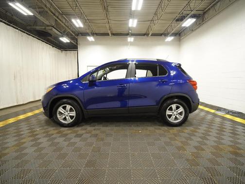 Blue Topaz Metallic 2017 Chevrolet Trax LT
