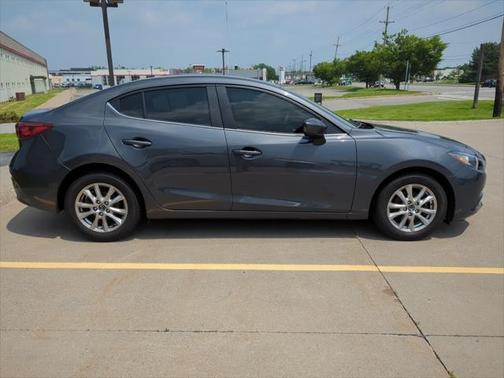 2016 Mazda Mazda3 i Sport
