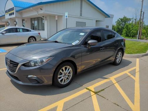 2016 Mazda Mazda3 i Sport