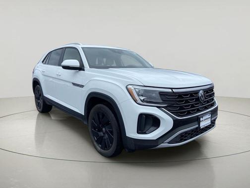 Pure White 2024 Volkswagen Atlas Cross Sport 2.0T SE w/Technology 4MOTION