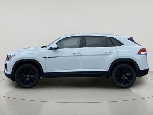 Pure White 2024 Volkswagen Atlas Cross Sport 2.0T SE w/Technology 4MOTION
