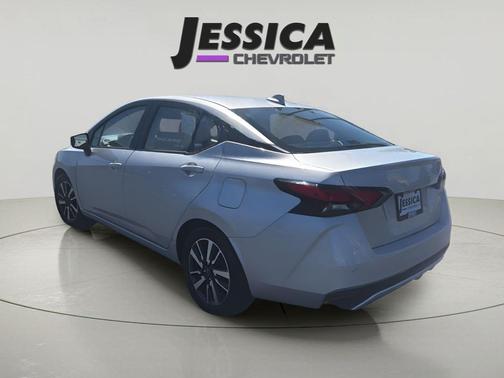 Brilliant Silver Metallic 2025 Nissan Versa 1.6 SV