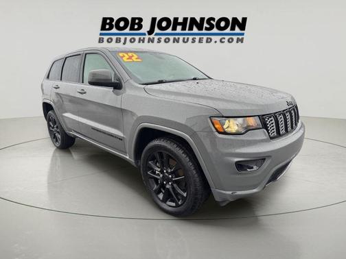 2022 Jeep Grand Cherokee Laredo