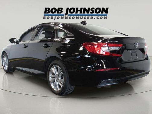 Crystal Black Pearl 2018 Honda Accord LX