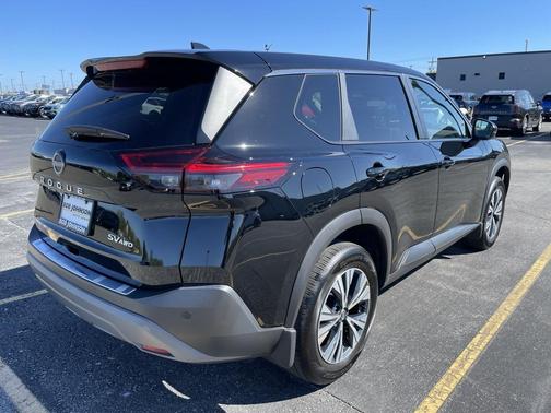 2022 Nissan Rogue SV