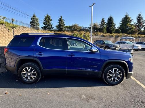 2023 GMC Acadia AWD SLE