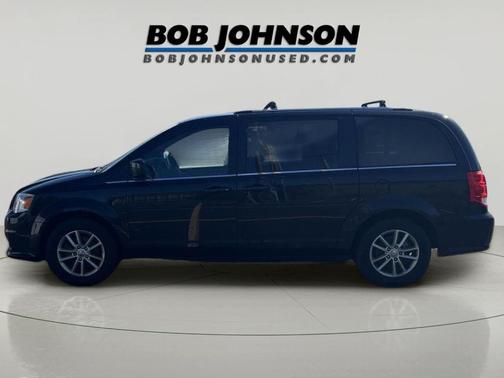 Black Onyx Crystal Pearlcoat 2019 Dodge Grand Caravan SXT
