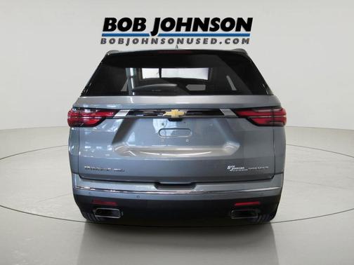 Sterling Gray Metallic 2023 Chevrolet Traverse Premier
