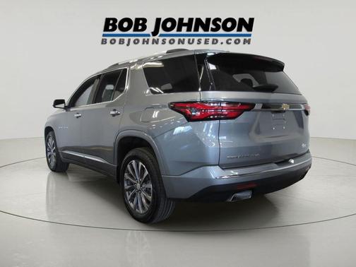 Sterling Gray Metallic 2023 Chevrolet Traverse Premier