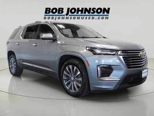 Sterling Gray Metallic 2023 Chevrolet Traverse Premier