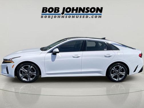 Glacial White Pearl 2023 Kia K5 EX