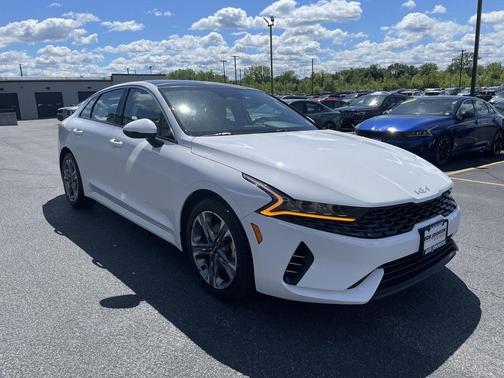 Glacial White Pearl 2023 Kia K5 EX