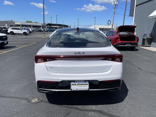 Glacial White Pearl 2023 Kia K5 EX