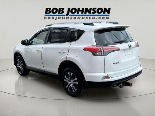 Super White 2017 Toyota RAV4 LE