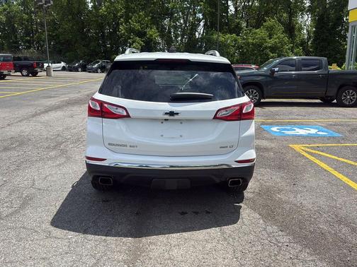 Summit White 2019 Chevrolet Equinox 1LT
