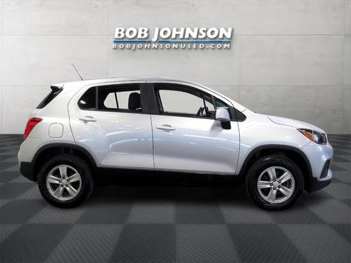 2022 Chevrolet Trax LS