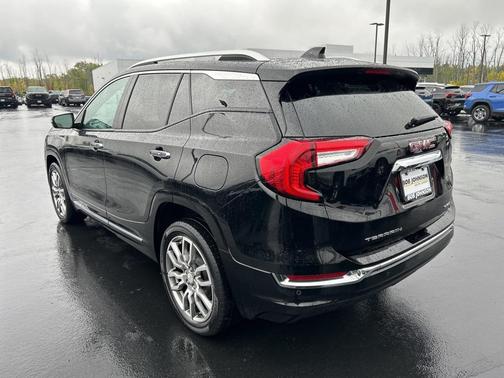 2022 GMC Terrain Denali