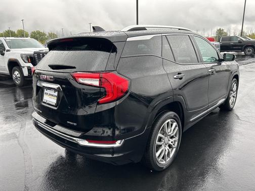 2022 GMC Terrain Denali