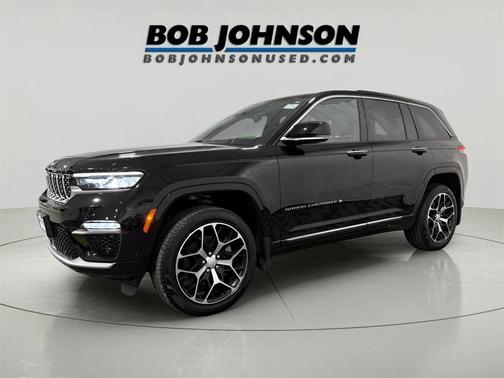 2022 Jeep Grand Cherokee Summit