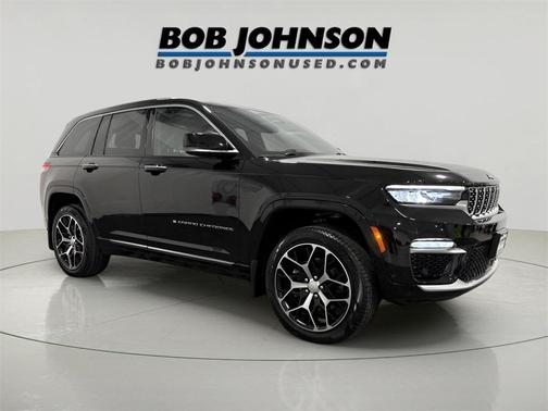 2022 Jeep Grand Cherokee Summit