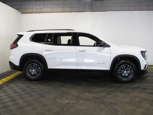 2025 GMC Acadia FWD Elevation