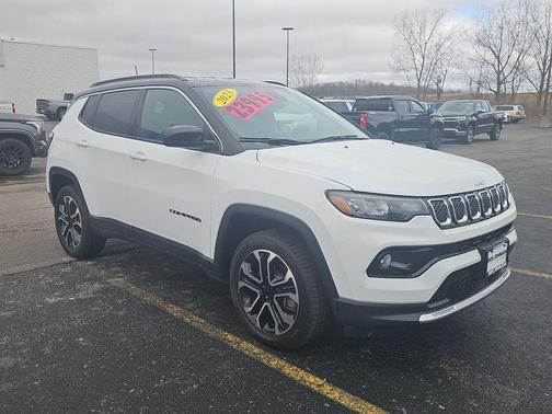 Bright White Clearcoat 2023 Jeep Compass Limited