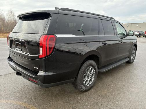 Agate Black 2025 Ford Expedition Max Active 4x4