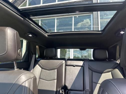 2024 Cadillac XT5 Sport