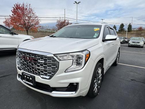 2022 GMC Terrain Denali