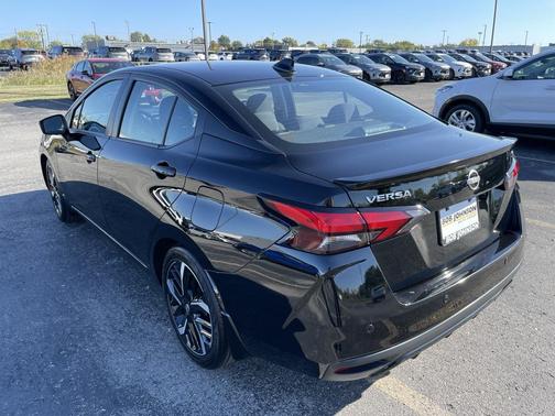 2023 Nissan Versa 1.6 S