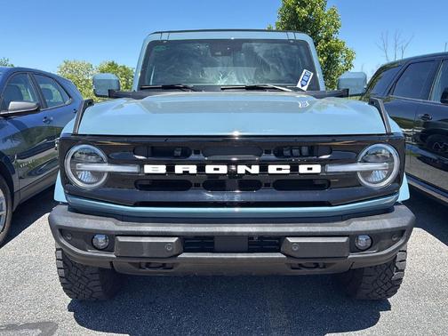 Area 51 2021 Ford Bronco Outer Banks