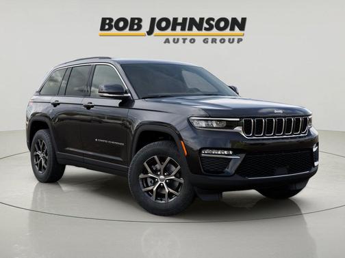 Diamond Black Crystal Pearlcoat 2025 Jeep Grand Cherokee Limited